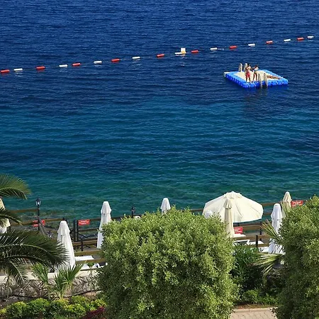 מלון דירות Aktur ביטז