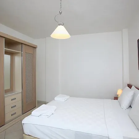 Apartmanhotel Aktur 3*
